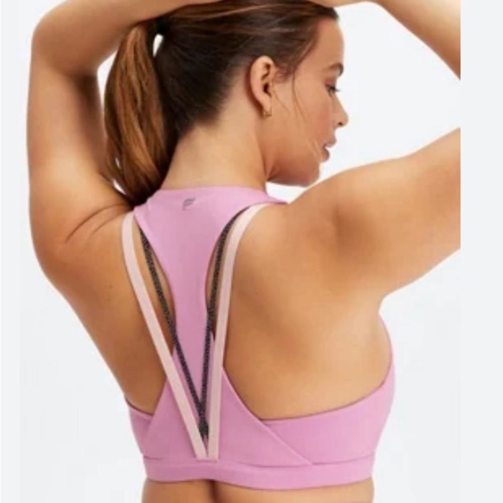 Fabletics Boost Medium Impact soft sports bra top